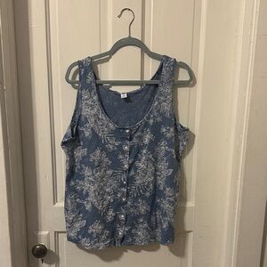 Old navy tank top